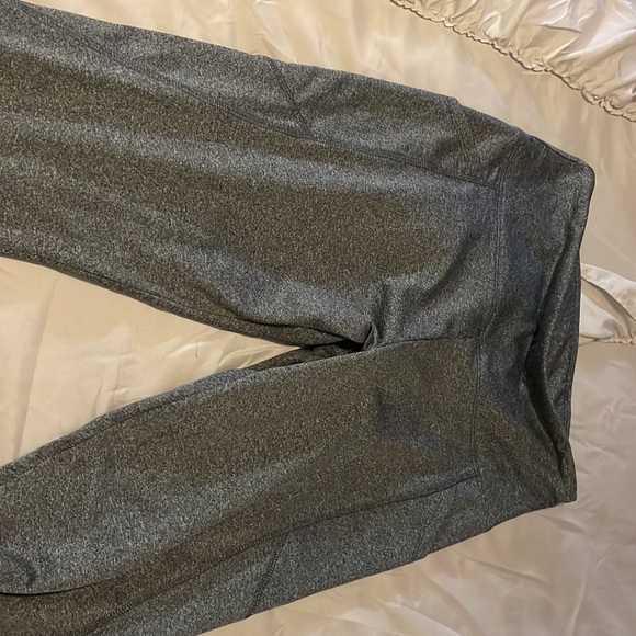 Gray Bally Workout pants with side pockets - Picture 2 of 4